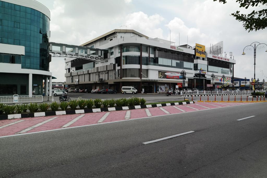 Hotel Sfera Lumut Exterior photo