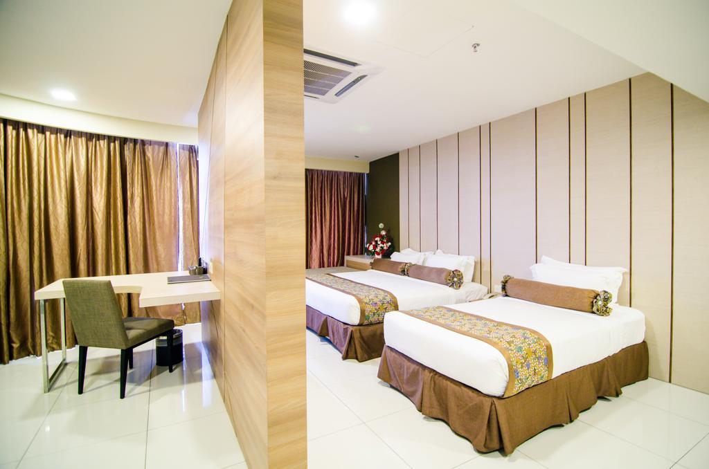 Hotel Sfera Lumut Exterior photo