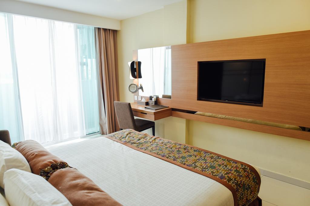 Hotel Sfera Lumut Exterior photo