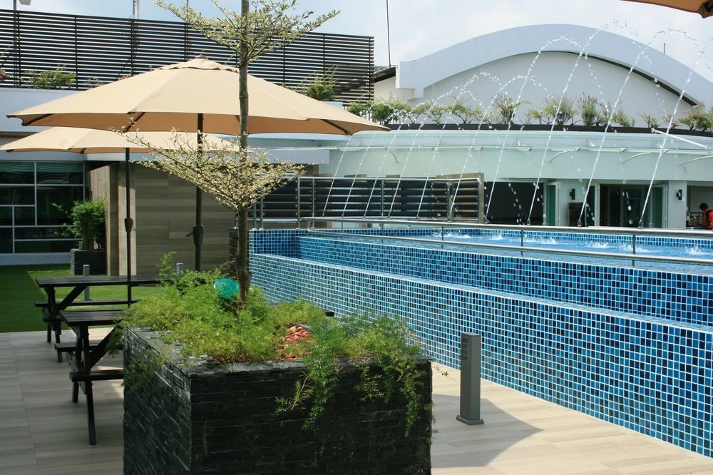 Hotel Sfera Lumut Exterior photo